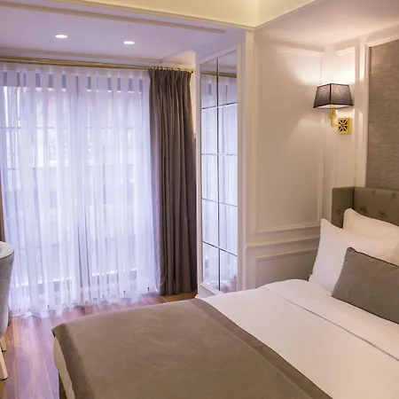 Mina - Special Category Hotell 4*