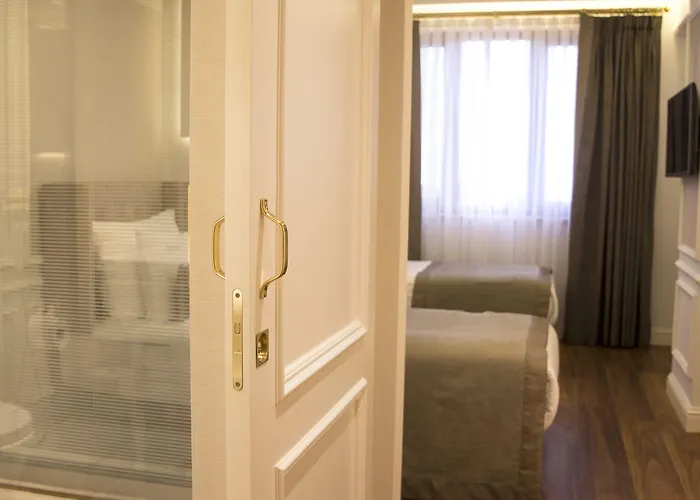 ミナ スペシャル カテゴリー ホテル 4*