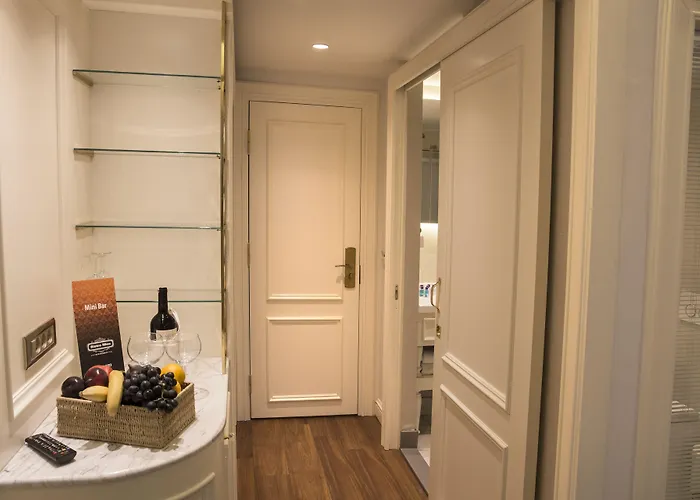 ミナ スペシャル カテゴリー イスタンブール