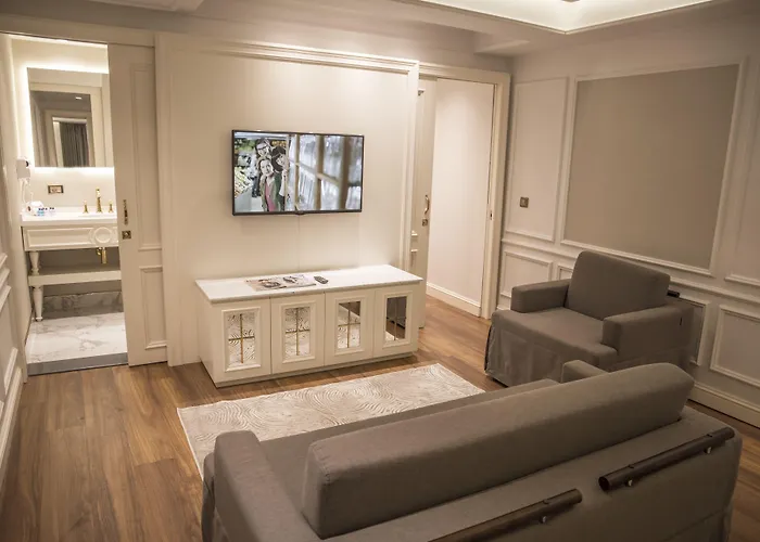 Mina - Special Category Hotell 4*