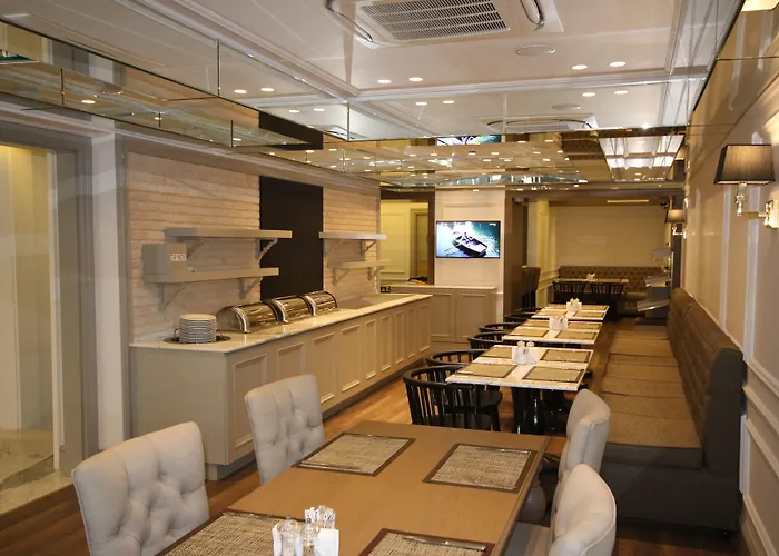 ミナ スペシャル カテゴリー 4*